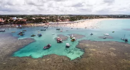 Praia de Porto de Galinhas: Turismo, Imóveis e Experiências de Viagem