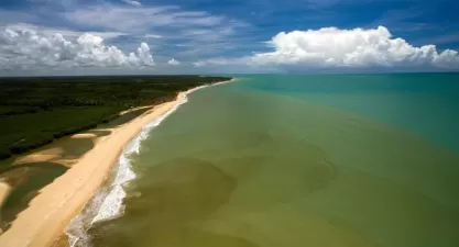 Barra do Cahy: Conheça a Primeira Praia do Brasil em Prado
