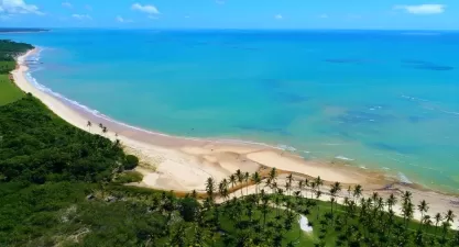  Cumuruxatiba: Praias Paradisíacas e Tranquilidade na Bahia