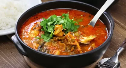 Peixe com Banana (Azul marinho): Sabores de Ubatuba